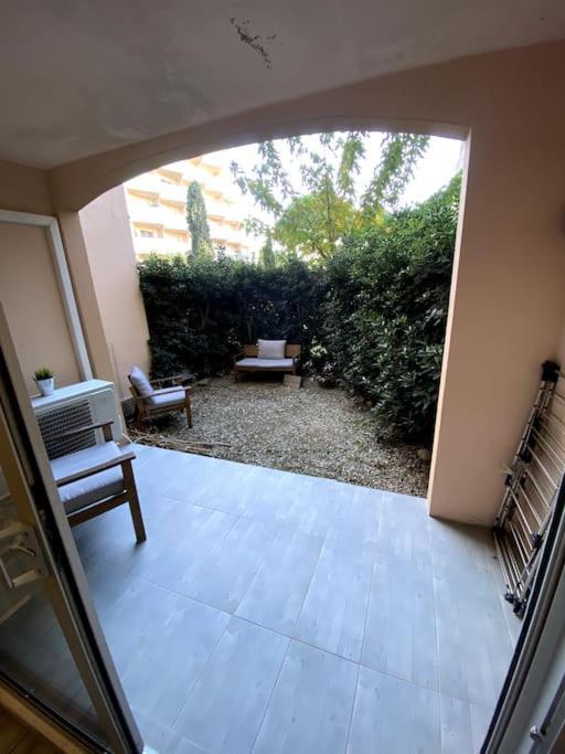Studio Cabine Avec Jardin Daire Canet-en-Roussillon Dış mekan fotoğraf